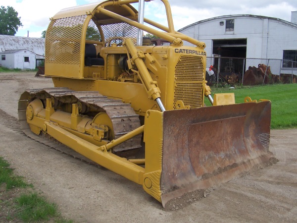 CAT D6-C